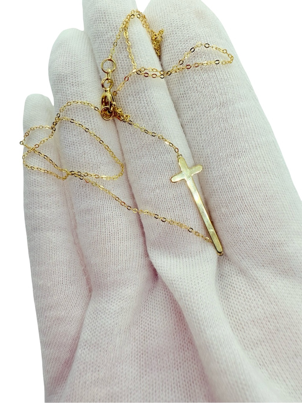 ✨ Stunning 14K Gold Sideways Cross Necklace ✨